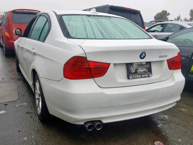 WBAPH5G51ANM35259 - 2010 BMW 328 I SULE WHITE photo 3