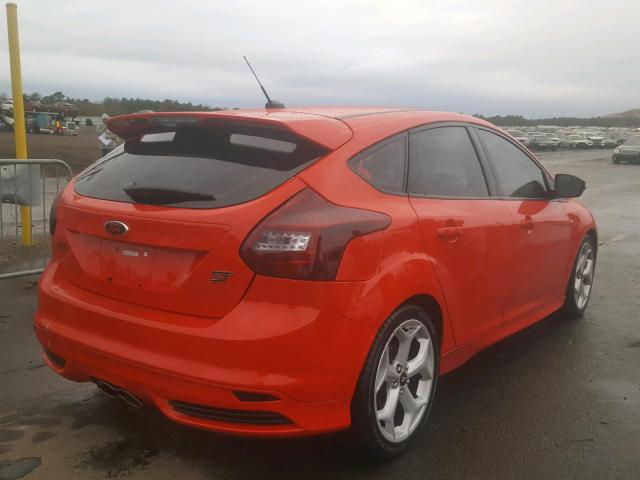 1FADP3L95EL402049 - 2014 FORD FOCUS ST RED photo 4