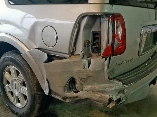 5LMFU27R83LJ10417 - 2003 LINCOLN NAVIGATOR 金色 照片 9