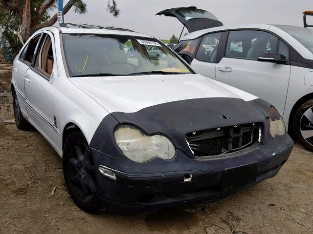 WDBRF61J51F076312 - 2001 MERCEDES-BENZ C 240 WHITE photo 1