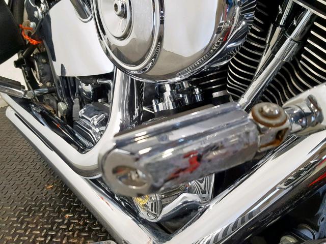 1HD1BXB115Y024117 - 2005 HARLEY-DAVIDSON FLSTFI WHITE photo 12