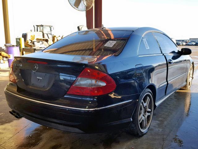 WDBTJ72H28F248456 - 2008 MERCEDES-BENZ CLK 550 BLACK photo 4