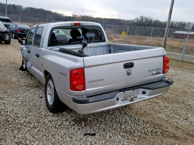 1D7RW3GKXAS230445 - 2010 DODGE DAKOTA SXT SILVER photo 3