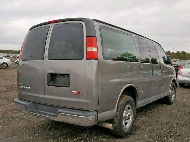 1GKFG154681106647 - 2008 GMC SAVANA G15 GRAY photo 4