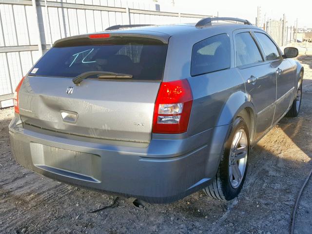 2D4FV47V76H306978 - 2006 DODGE MAGNUM SXT SILVER photo 4