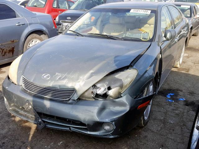 JTHBA30GX55095602 - 2005 LEXUS ES 330 GREEN photo 2