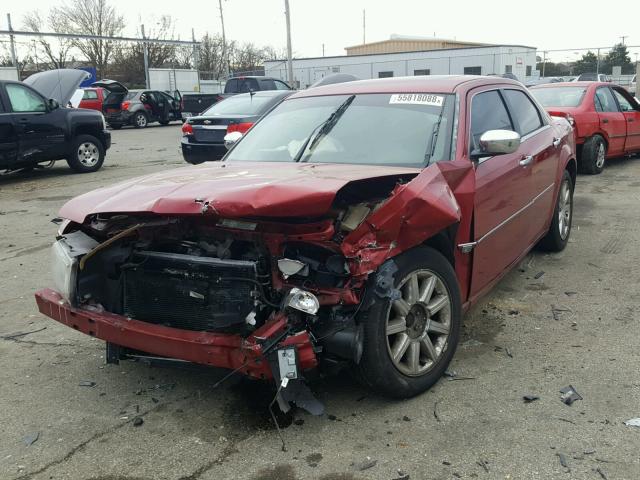 2C3KA63H97H616199 - 2007 CHRYSLER 300C RED photo 2