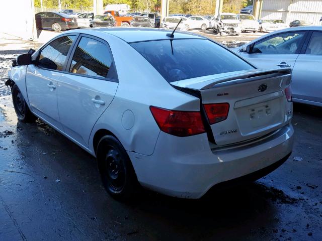 KNAFU4A23B5443090 - 2011 KIA FORTE EX WHITE photo 3