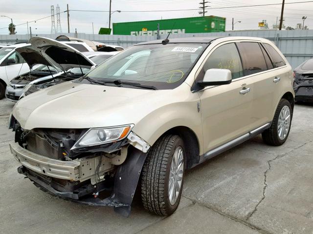 2LMDJ6JKXBBJ07995 - 2011 LINCOLN MKX GOLD photo 2