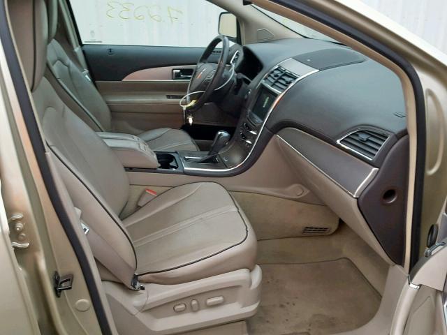 2LMDJ6JKXBBJ07995 - 2011 LINCOLN MKX GOLD photo 5