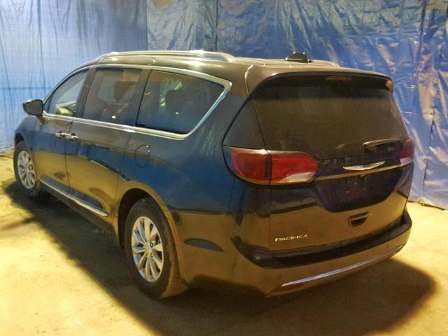 2C4RC1BG3JR141599 - 2018 CHRYSLER PACIFICA T BLACK photo 3