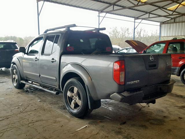 1N6AD07U66C415068 - 2006 NISSAN FRONTIER C GRAY photo 3