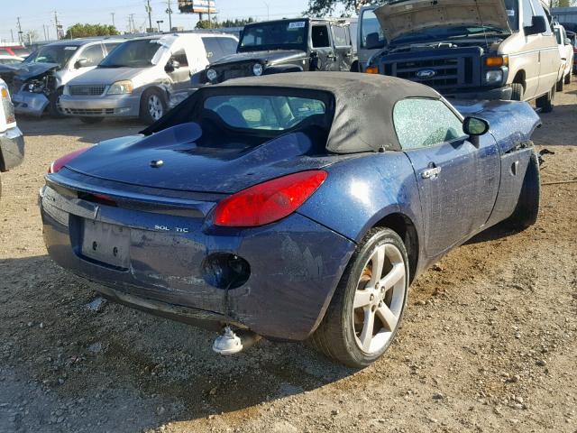 1G2MB35B67Y125723 - 2007 PONTIAC SOLSTICE BLUE photo 4