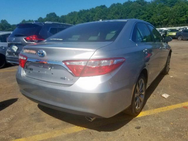 4T1BD1FK7FU153788 - 2015 TOYOTA CAMRY HYBR SILVER photo 4