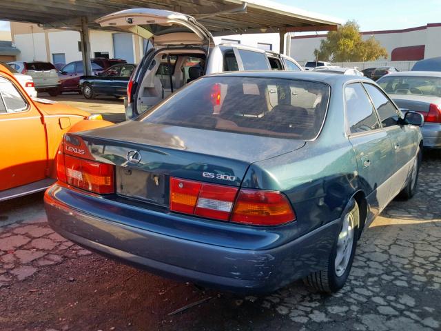 JT8BF28G7W5040803 - 1998 LEXUS ES 300 GREEN photo 4