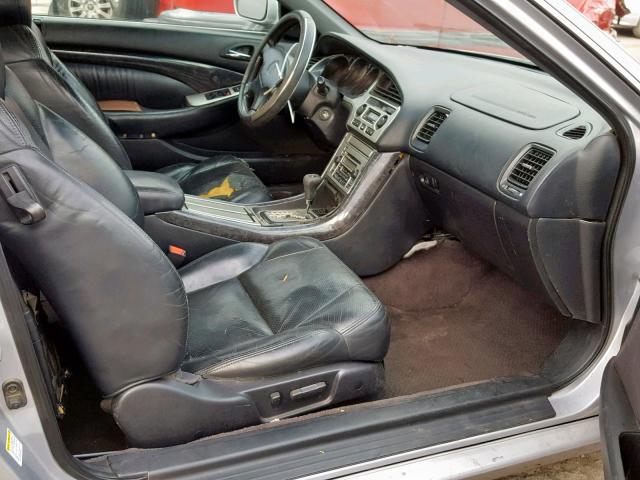 19UYA42611A017928 - 2001 ACURA 3.2CL TYPE SILVER photo 5