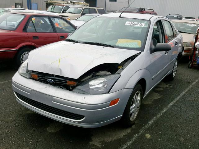 1FAHP34373W180976 - 2003 FORD FOCUS SE C SILVER photo 2