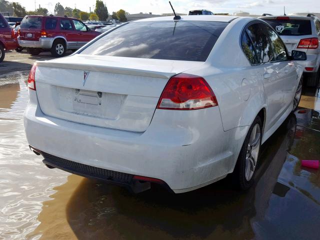 6G2ER57798L124958 - 2008 PONTIAC G8 WHITE photo 4