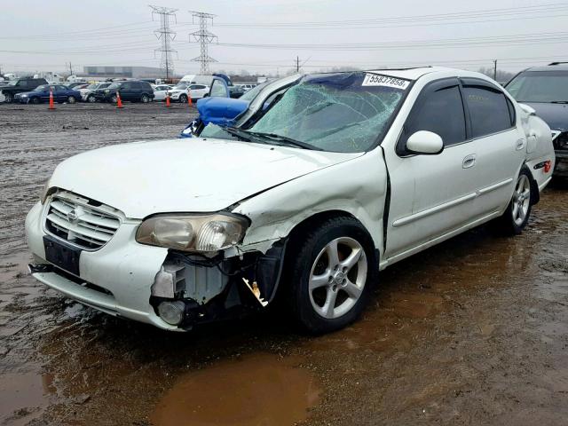 JN1CA31D21T805952 - 2001 NISSAN MAXIMA GXE WHITE photo 2