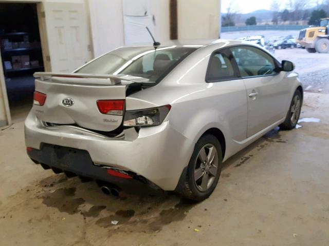 KNAFU6A22C5481696 - 2012 KIA FORTE EX SILVER photo 4