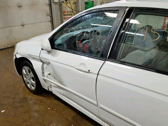 KNAFE221695620877 - 2009 KIA SPECTRA EX WHITE photo 9