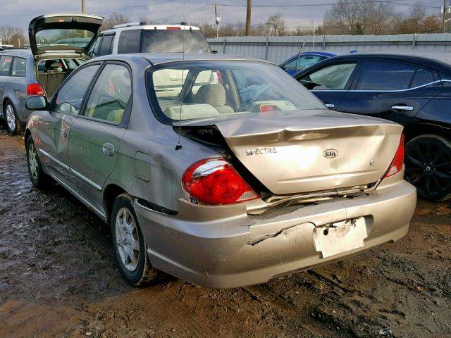 KNAFB121625148043 - 2002 KIA SPECTRA BA BEIGE photo 3