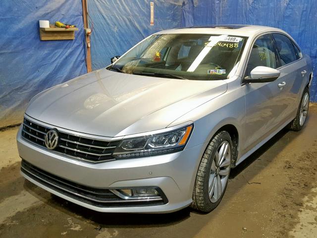 1VWGT7A3XHC056588 - 2017 VOLKSWAGEN PASSAT SE SILVER photo 2