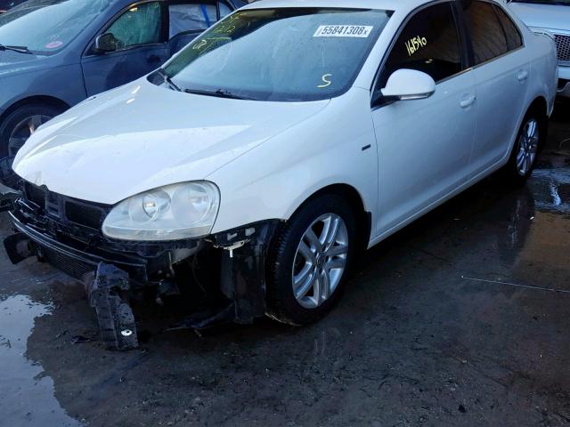 3VWEF71K67M166637 - 2007 VOLKSWAGEN JETTA WOLF WHITE photo 2