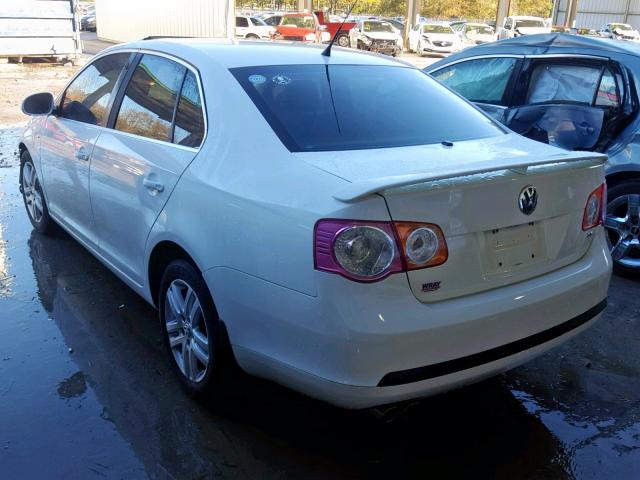 3VWEF71K67M166637 - 2007 VOLKSWAGEN JETTA WOLF WHITE photo 3