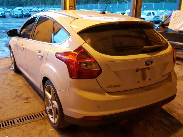 1FADP3N23EL186217 - 2014 FORD FOCUS TITA WHITE photo 3