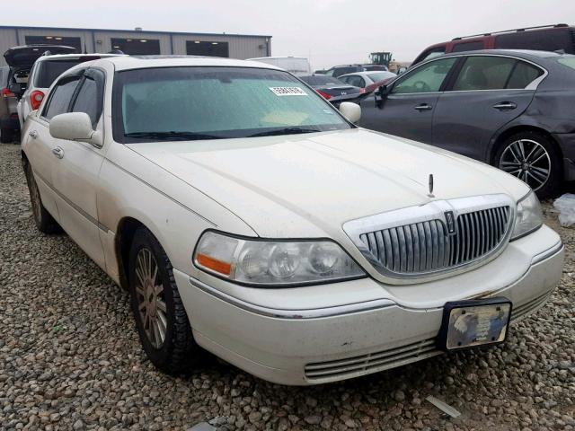 1LNHM83W84Y659789 - 2004 LINCOLN TOWN CAR U WHITE photo 1