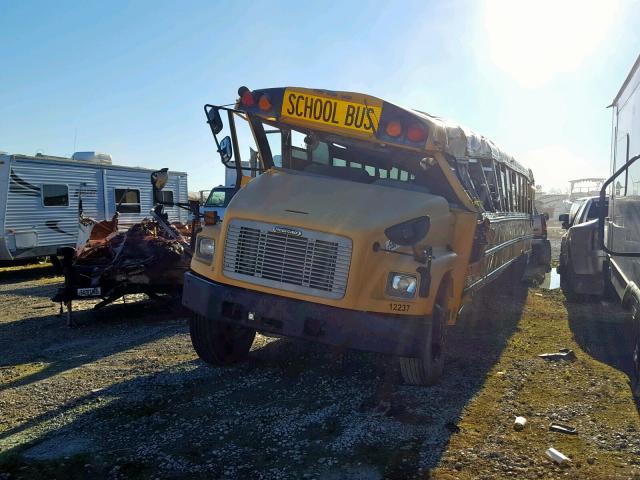 4UZAAXDC05CN03494 - 2005 FREIGHTLINER CHASSIS FS 黄色 照片 2