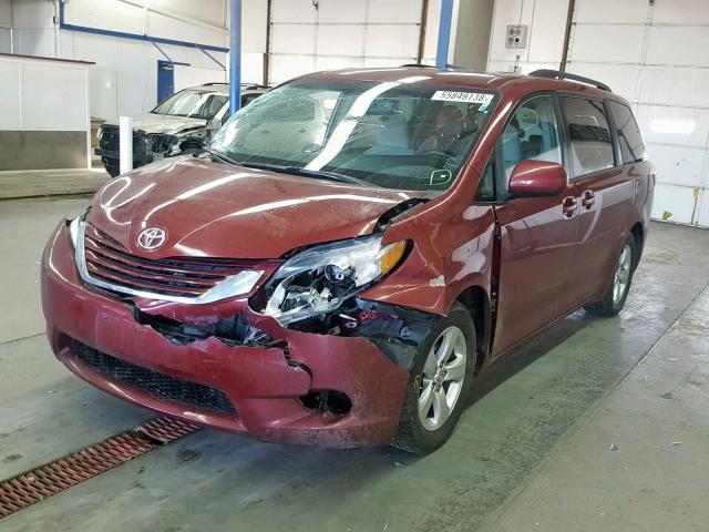 5TDKK3DCXFS611166 - 2015 TOYOTA SIENNA LE RED photo 2