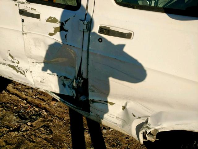 2B7HB11Y6XK515441 - 1999 DODGE RAM VAN B1 WHITE photo 9