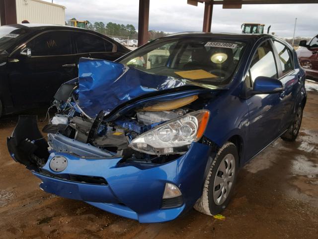 JTDKDTB39E1571106 - 2014 TOYOTA PRIUS C BLUE photo 2