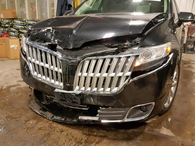 2LMHJ5ATXABJ29417 - 2010 LINCOLN MKT BLACK photo 9