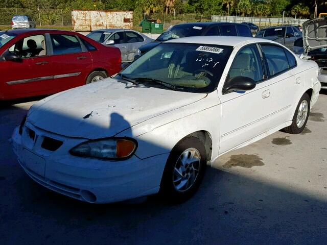 1G2NF52EX4M559696 - 2004 PONTIAC GRAND AM S WHITE photo 2