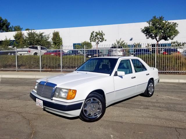 WDBEA28E1PB999272 - 1993 MERCEDES-BENZ 300 E 2.8 WHITE photo 3