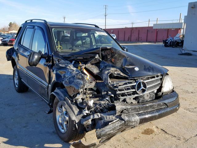 4JGAB54E21A272445 - 2001 MERCEDES-BENZ ML 320 BLACK photo 1