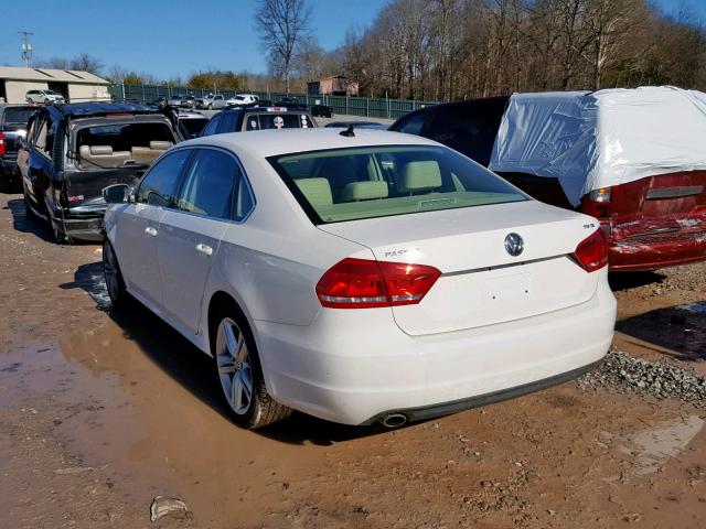 1VWBT7A35EC071747 - 2014 VOLKSWAGEN PASSAT SE WHITE photo 3