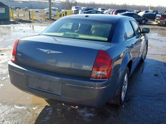 2C3LK53G66H335818 - 2006 CHRYSLER 300 TOURIN BLUE photo 4