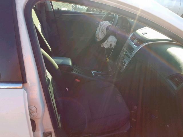 1G1ZH57B884291378 - 2008 CHEVROLET MALIBU 1LT WHITE photo 5