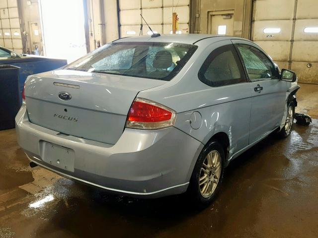 1FAHP32NX8W107337 - 2008 FORD FOCUS S/SE BLUE photo 4