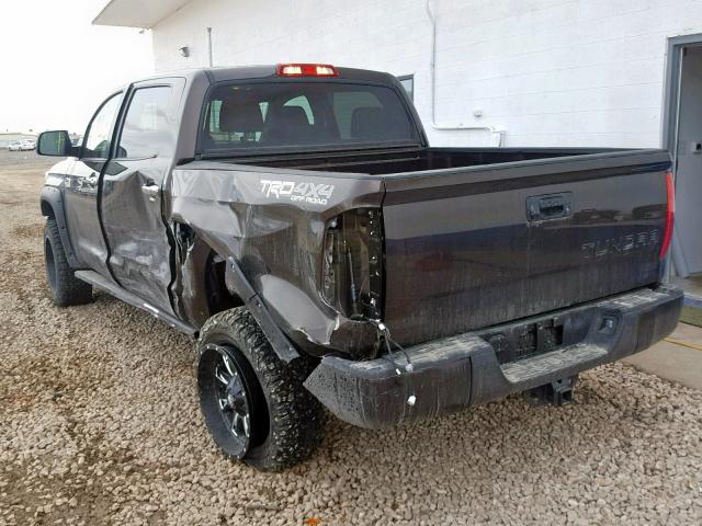 5TFAY5F19JX715331 - 2018 TOYOTA TUNDRA CRE BROWN photo 3