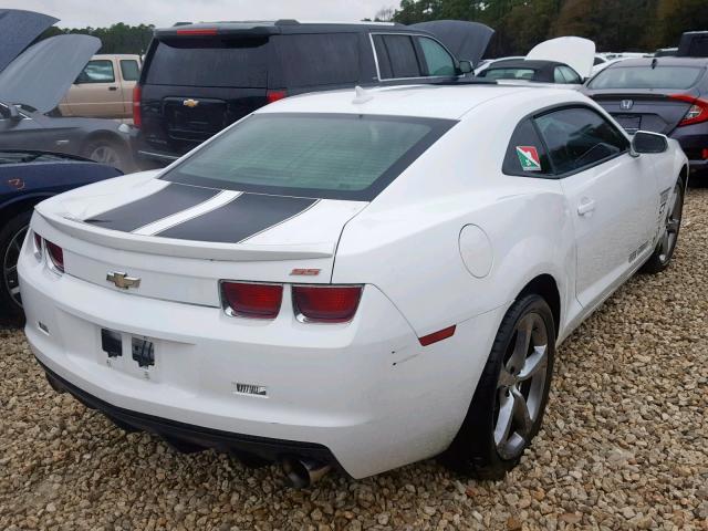 2G1FJ1EJXD9229272 - 2013 CHEVROLET CAMARO SS WHITE photo 4