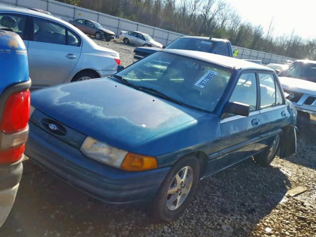 3FASP13J5TR112401 - 1996 FORD ESCORT LX GREEN photo 2