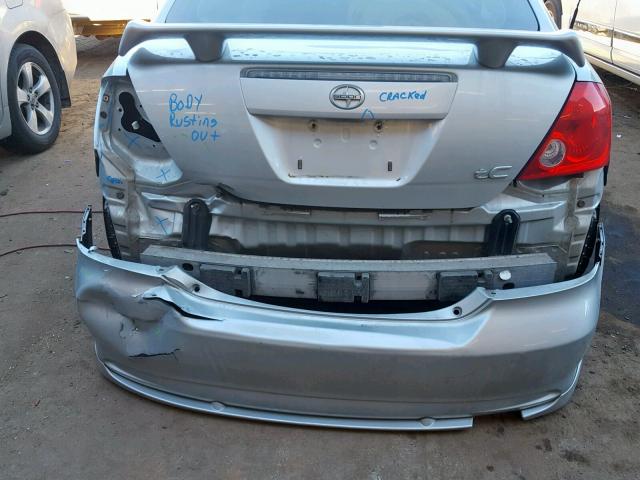 JTKDE177750016286 - 2005 TOYOTA SCION TC ვერცხლისფერი ფოტო 9