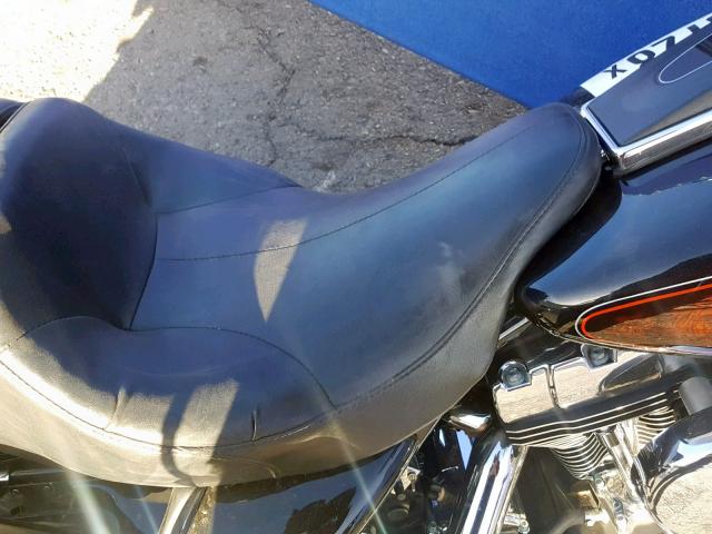 1HD1FCW316Y654939 - 2006 HARLEY-DAVIDSON FLHTCUI BLACK photo 5