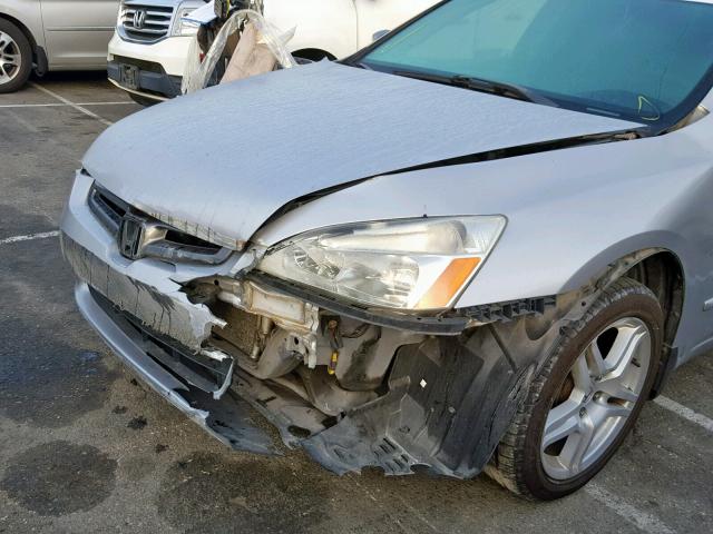 1HGCM56145A082865 - 2005 HONDA ACCORD DX SILVER photo 9