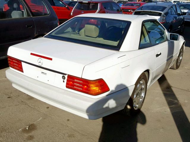 WDBFA63E2SF113352 - 1995 MERCEDES-BENZ SL 320 WHITE photo 4